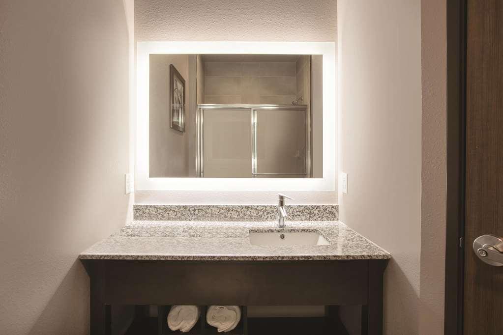 La Quinta By Wyndham Amarillo Airport Hotel Kamer foto
