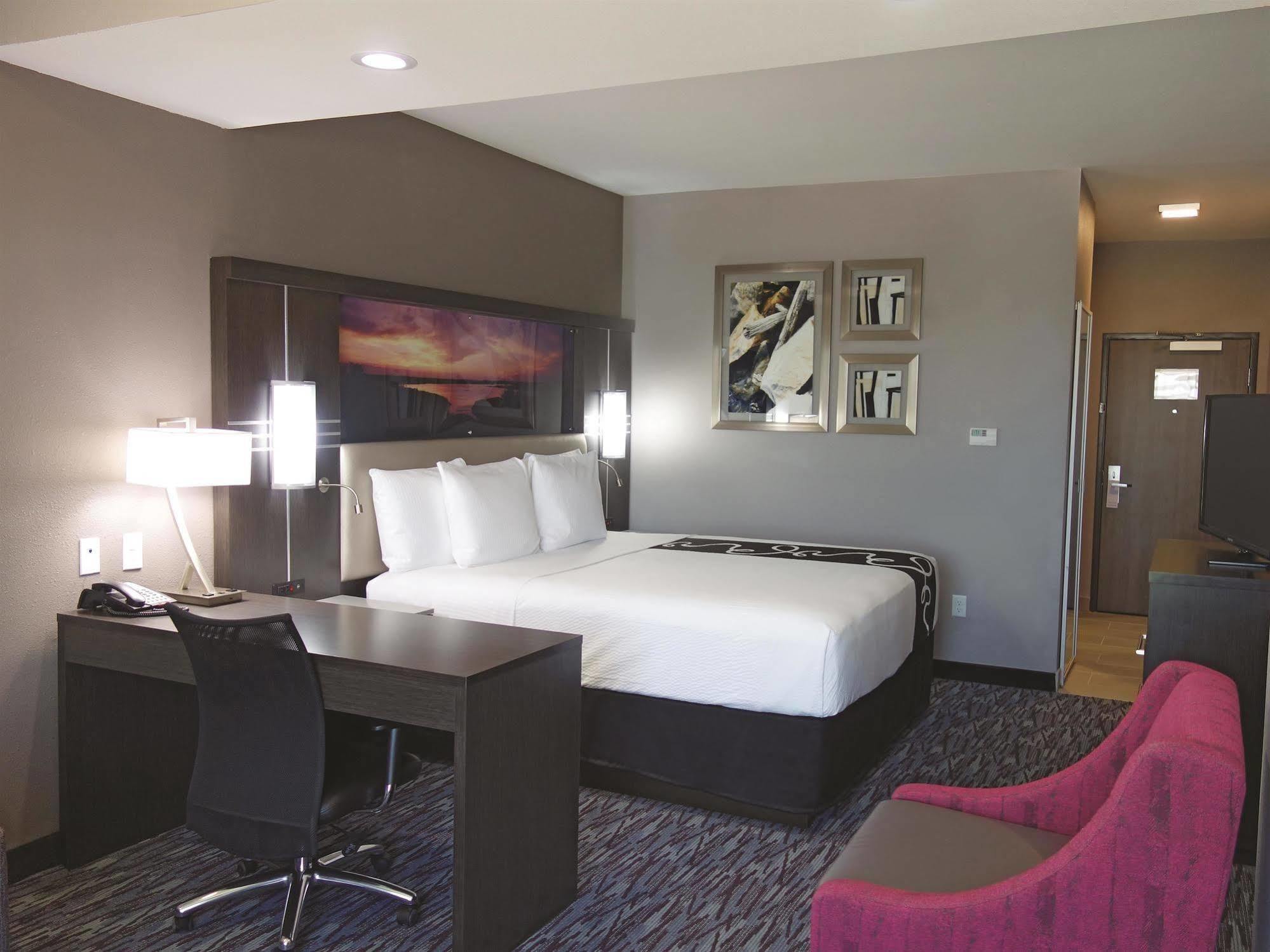 La Quinta By Wyndham Amarillo Airport Hotel Buitenkant foto