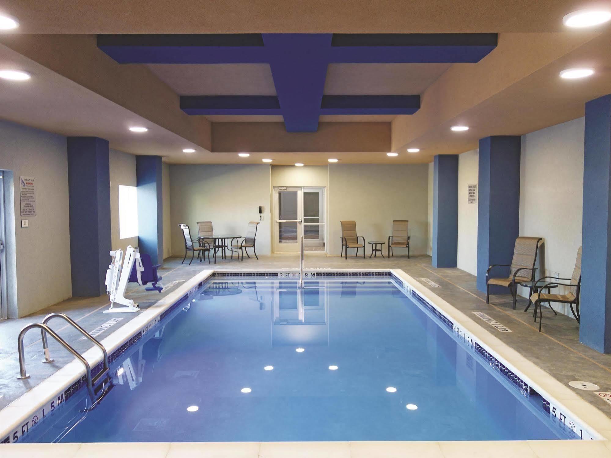 La Quinta By Wyndham Amarillo Airport Hotel Buitenkant foto