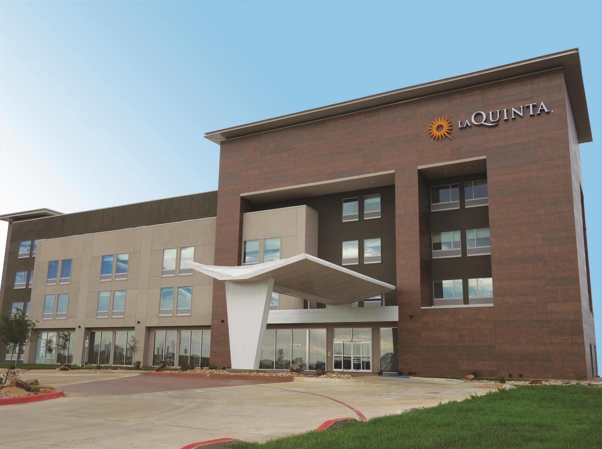 La Quinta By Wyndham Amarillo Airport Hotel Buitenkant foto